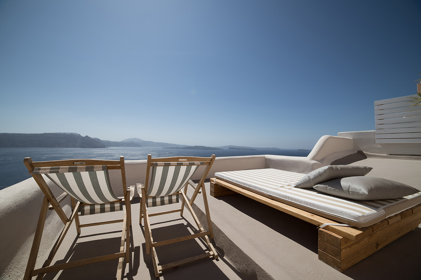 spitia santorini oia accommodation 01